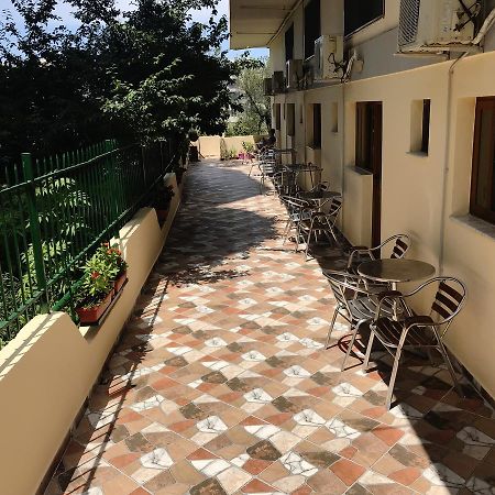 Flutura Apartments Vlorë Exterior foto